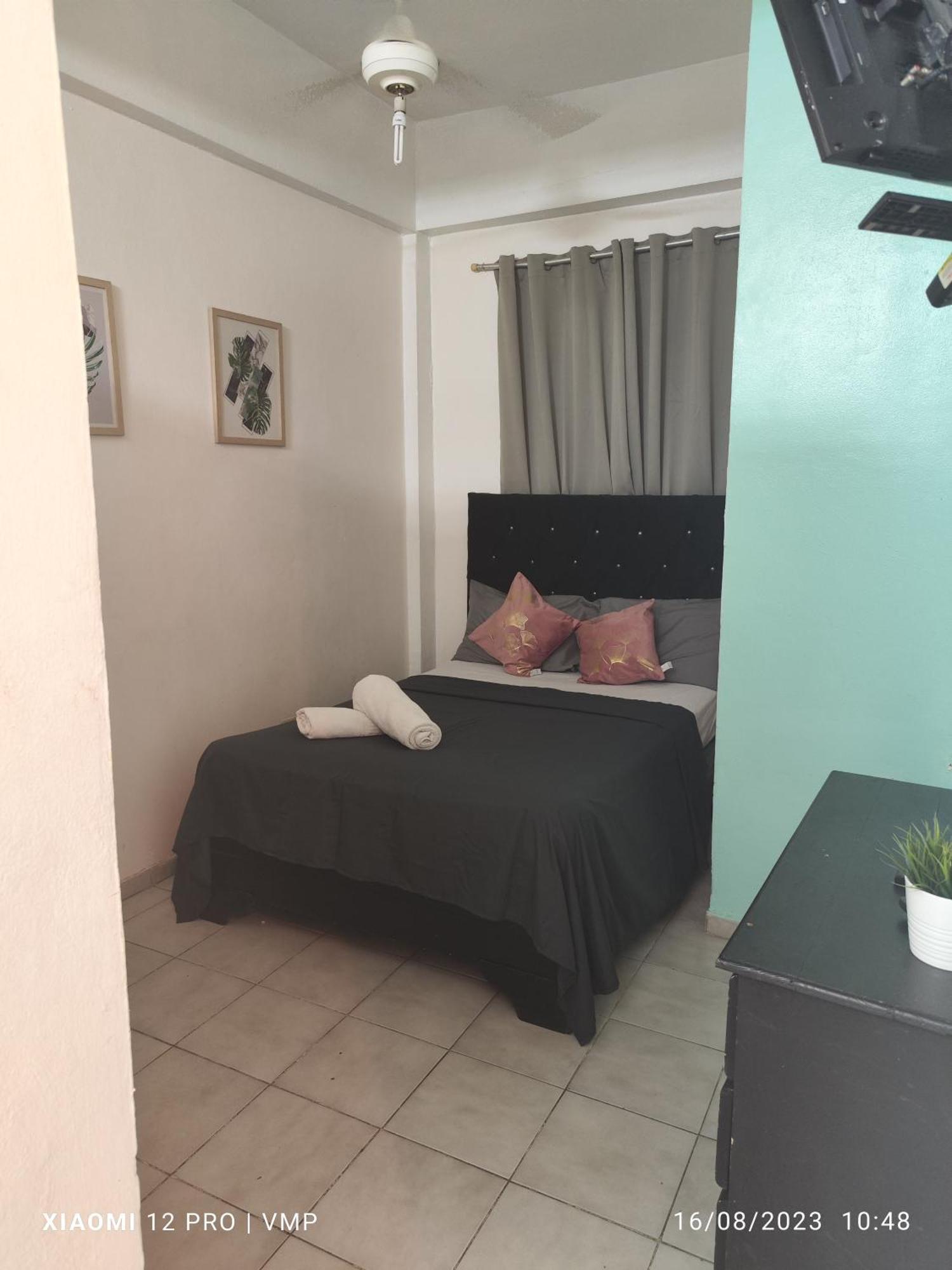 Aparthotel Genova Santo Domingo Exteriör bild