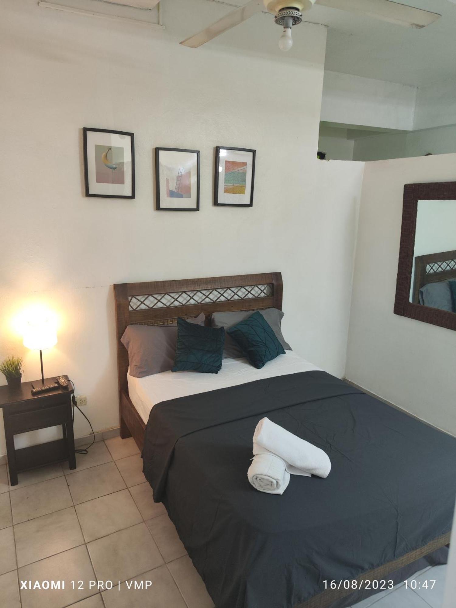 Aparthotel Genova Santo Domingo Exteriör bild