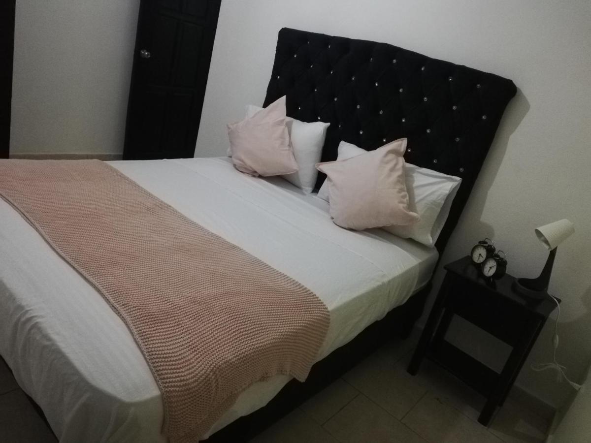 Aparthotel Genova Santo Domingo Exteriör bild